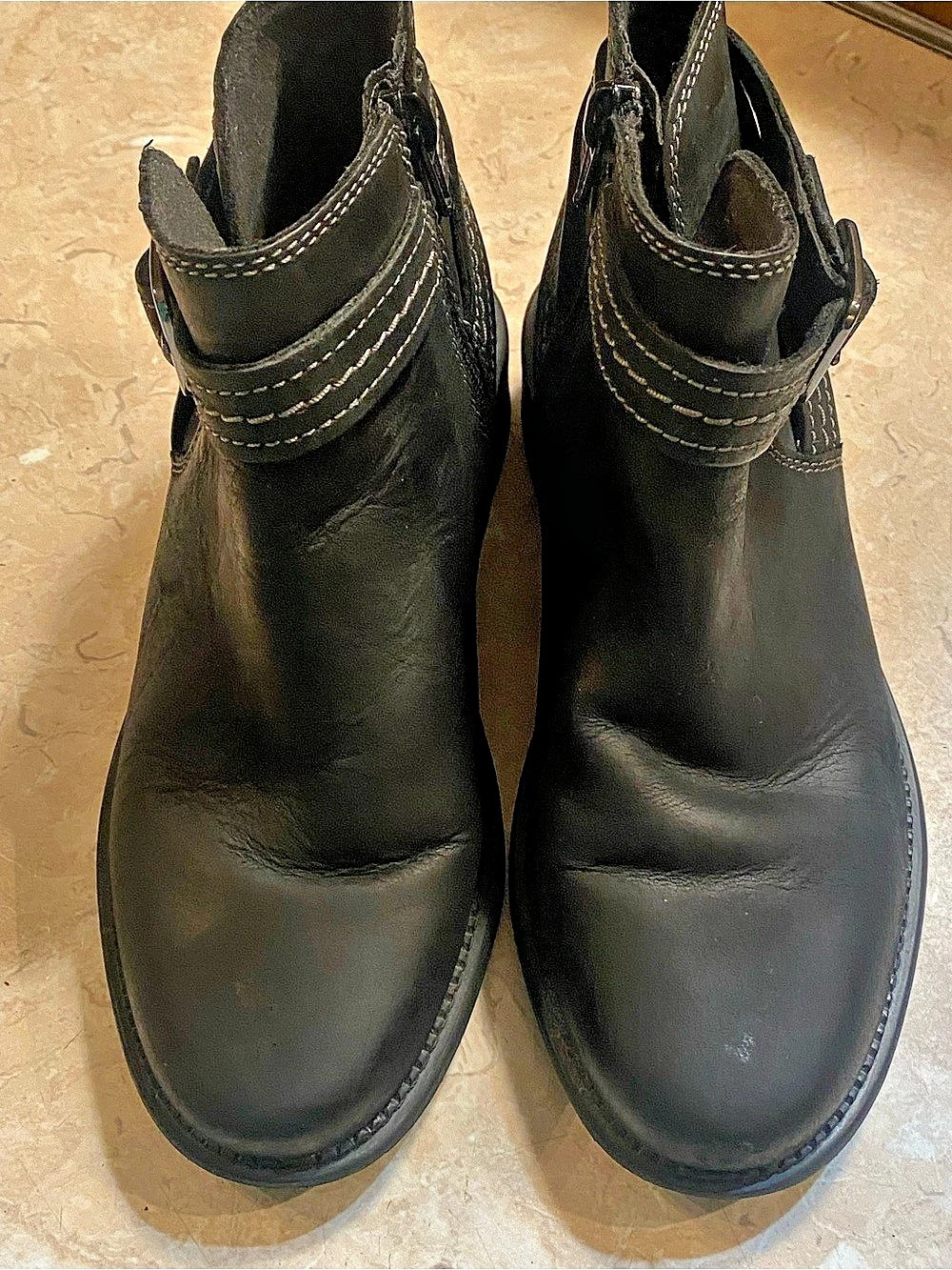 Clarks Clarkdale Buckle Black Leather Ankle Boots US 51⁄2